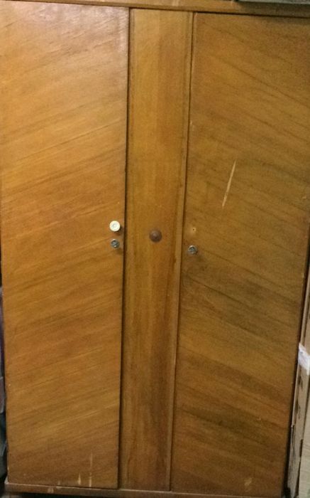 Шкаф платяной, натуральное дерево