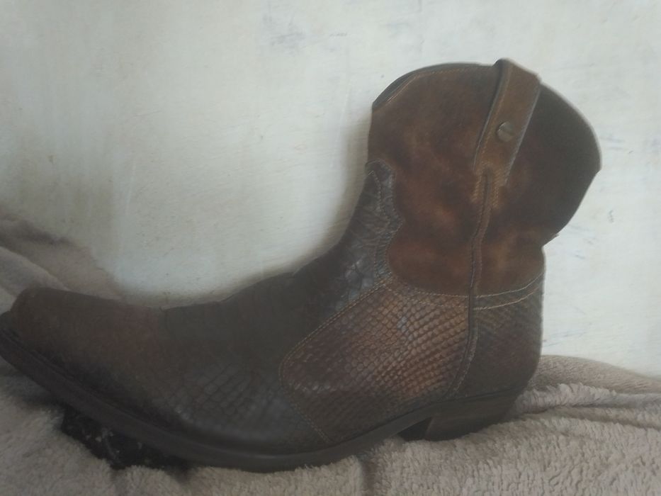 Сапог ковбойские