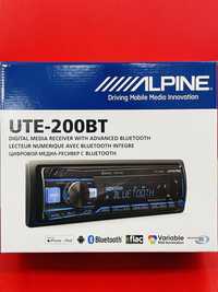 Магнітола Alpine UTE-201BT/Bluetooth/USB/AUX/