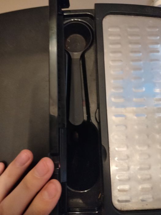 Ekspress DeLonghi magnifica esam3300