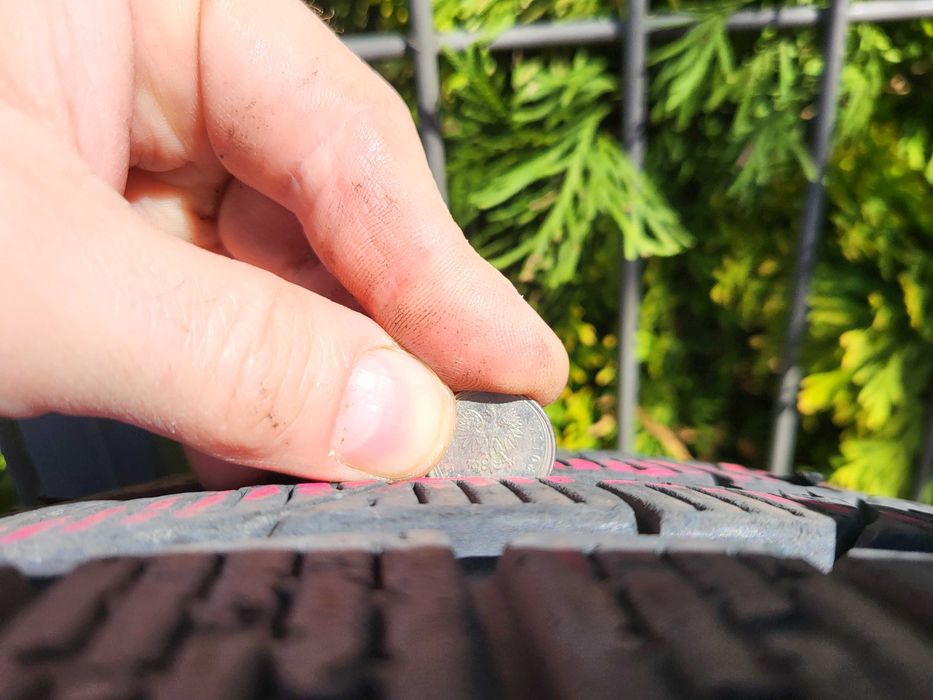 Opony zimowe Pirelli Sottozero 235/40/19 wzmocnione