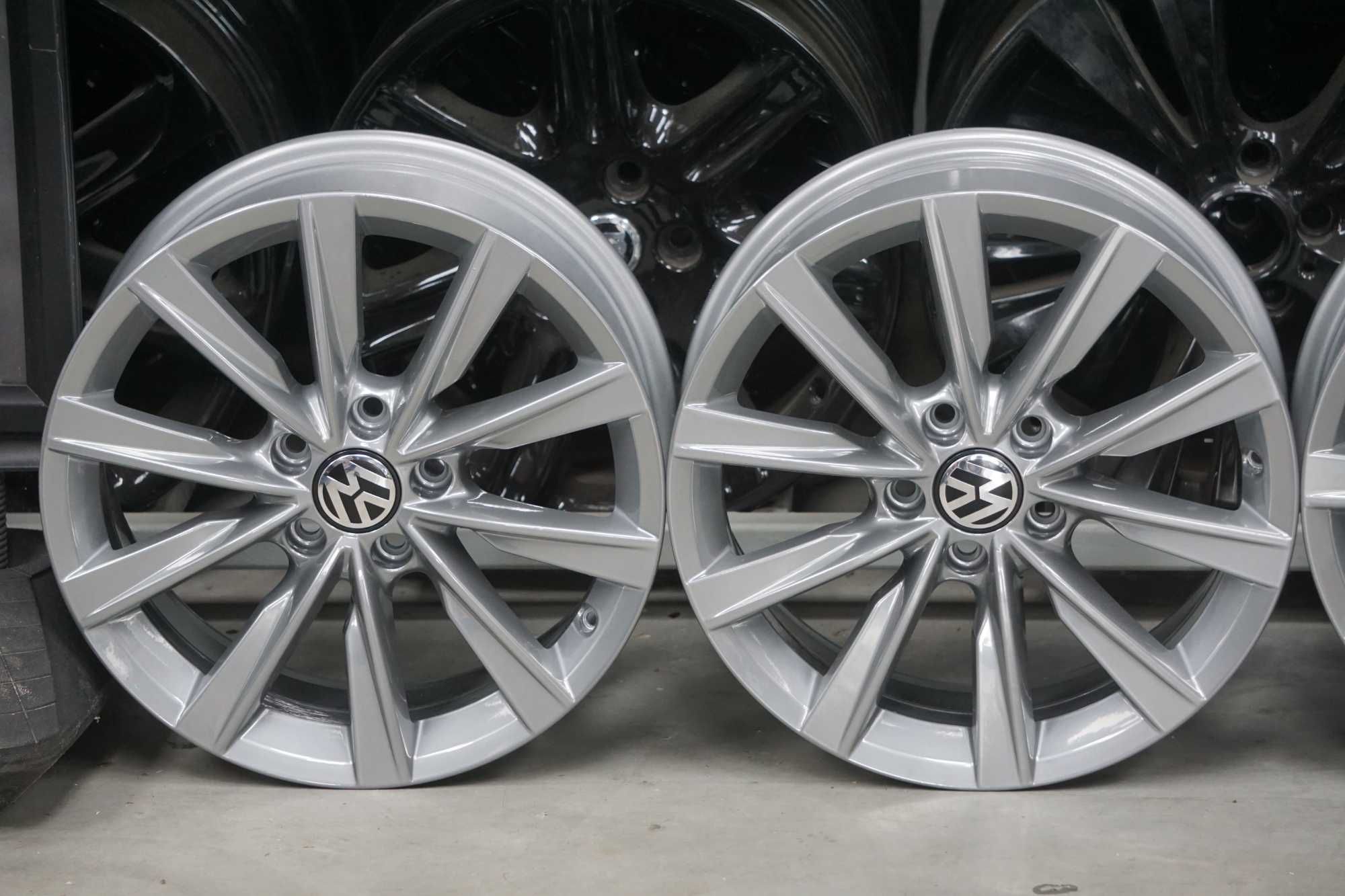 Alufelgi oryginał VW 5N0 5x112 7Jx17 et43 cb57,1mm efekt Vicrom