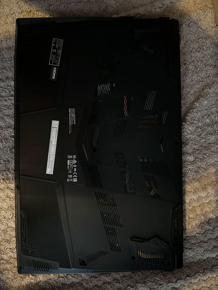 MSI GF75 17”|i-5-9300H|RTX1650|SSD 256GB|WINDOWS 10|NOWA BATERIA