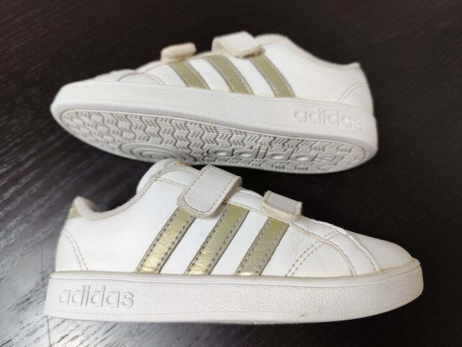 Sapatilhas Adidas para Criança (Tam. 27)