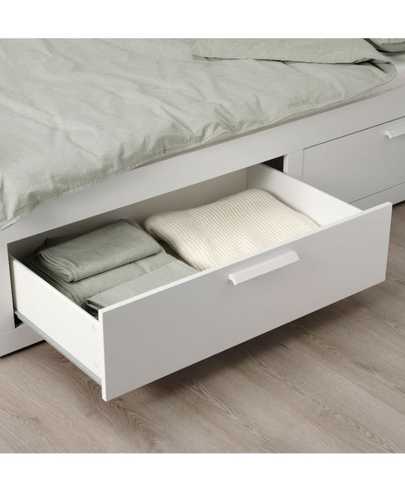 Cama de cor PRETA com gavetas IKEA