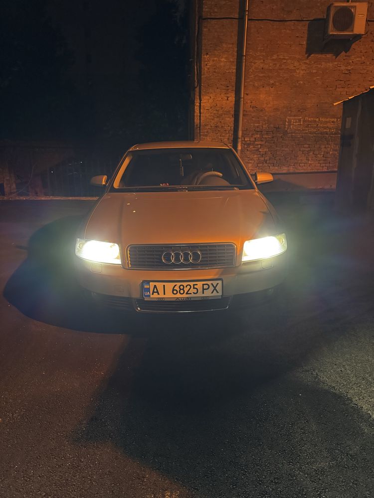 Audi A4 2002, 2.0