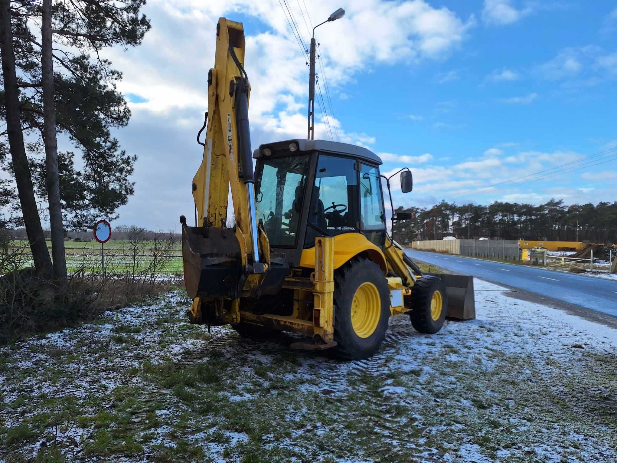 New Holland LB110B 4PS. Joystick, Klima, Powershift BRUTTO