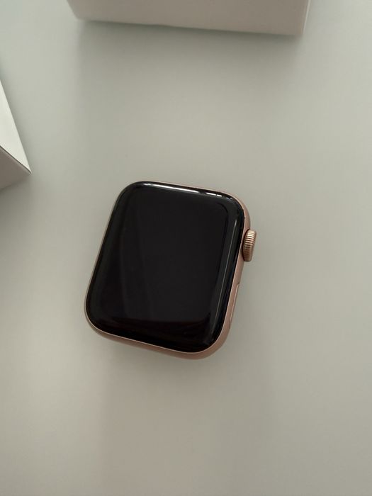 Apple Watch Relógio SE rose gold 40MM