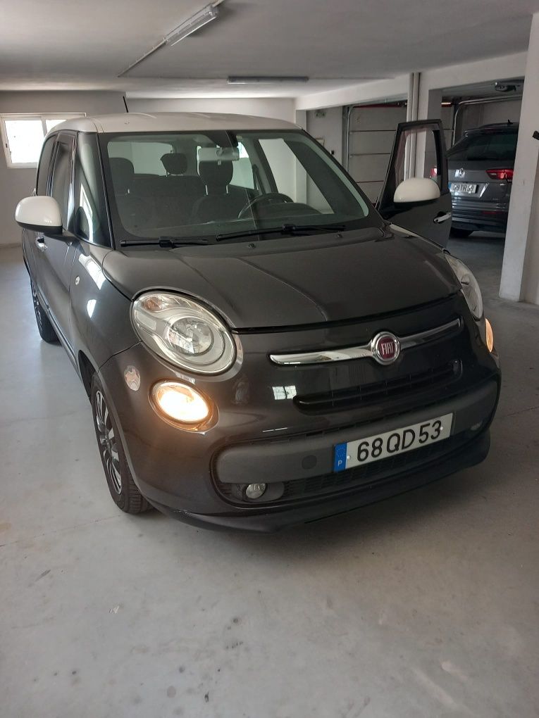 Fiat 500L particular