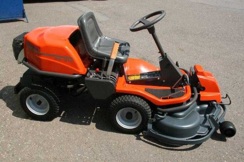 Traktorek kosiarka Husqvarna RIDER 15V2 AWD 4x4 GWARANCJA