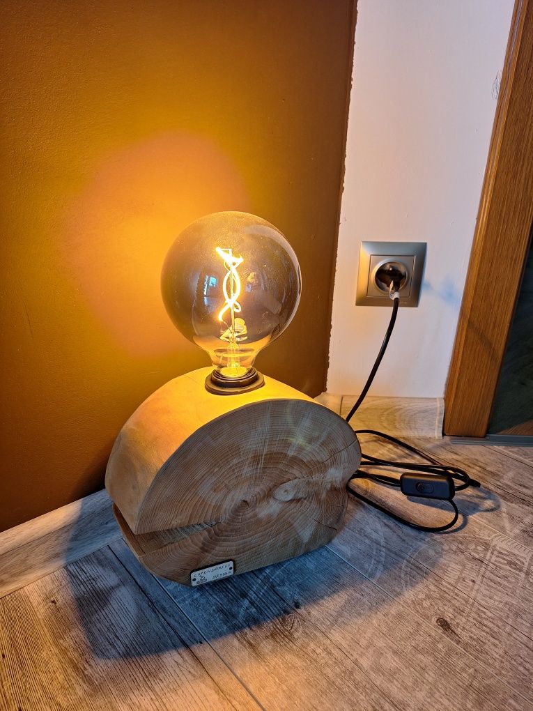 Lampy tworzone ręcznie
