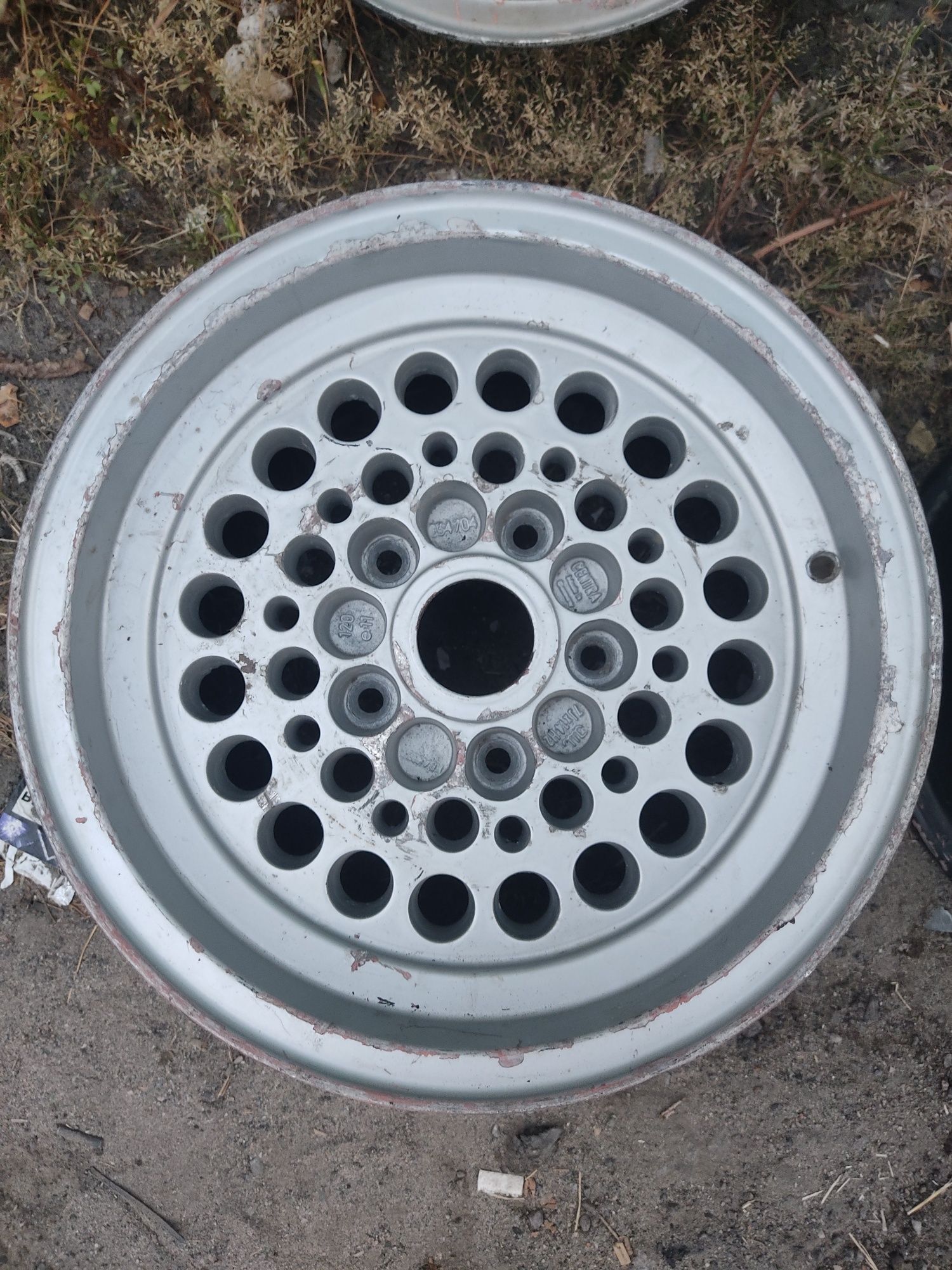 Centra Pepperpots 5x120 Диски 14' 7J ( титани BMW )