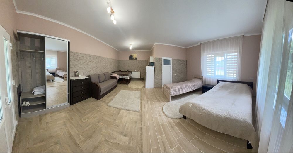 кімнати подобово  будинок