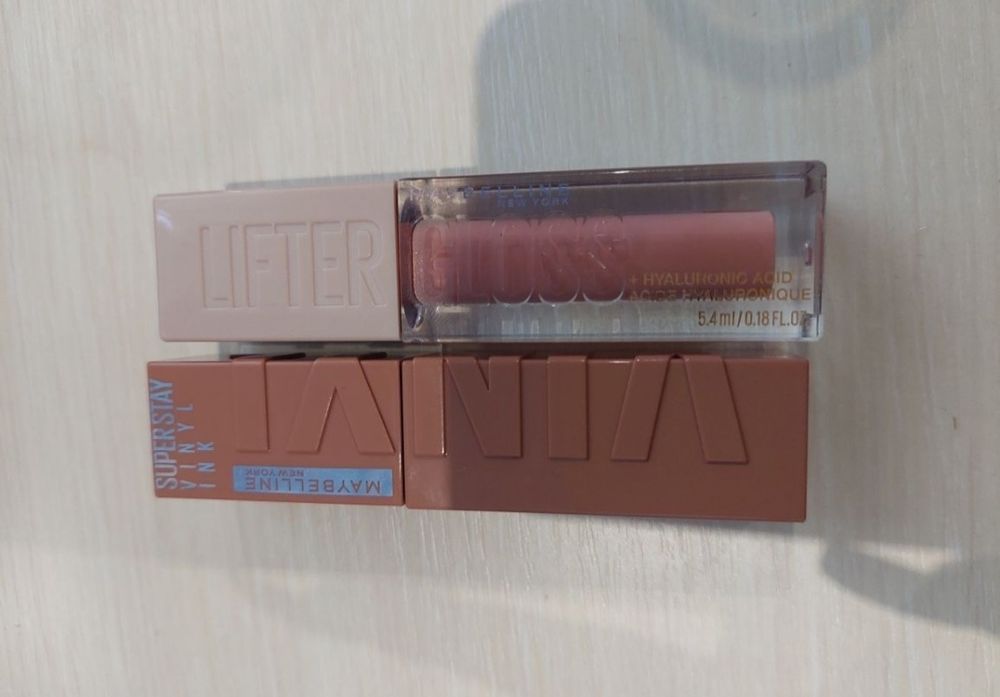 Maybelline New York SuperStay Vinyl Ink 95
Cтійка рідка помада для губ