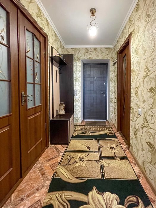 Продається квартира по вул. О.Пчілки . 38 м2