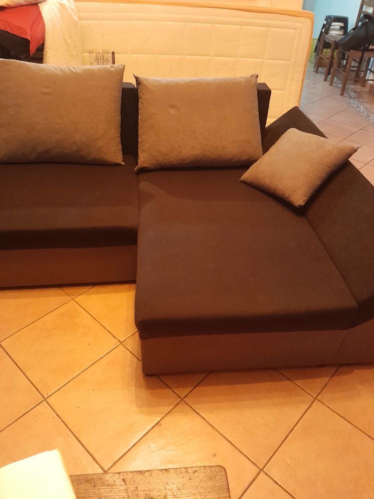 Sofa de 5/6 lugares em bom estado