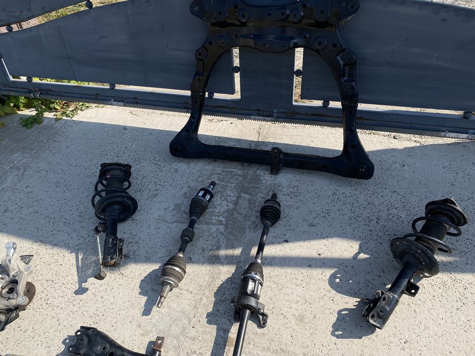 Toyota Rav 4 2019 - 2025 ричаг, стійка, підрамник, супорт, рейка