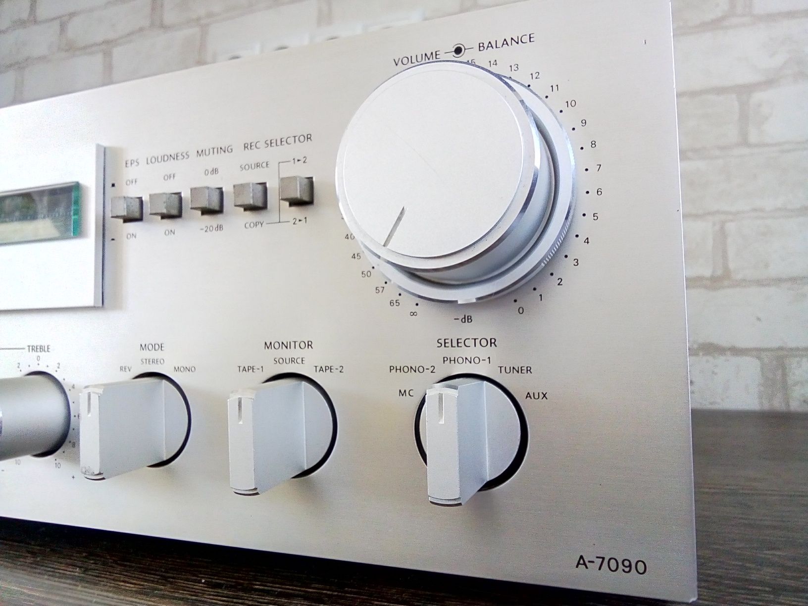 ONKYO A-7090 Servo Operation Stereo Amplifier 1979-80
