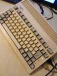 Commodore Amiga 600 z fast ram 8MB i kartą cf
