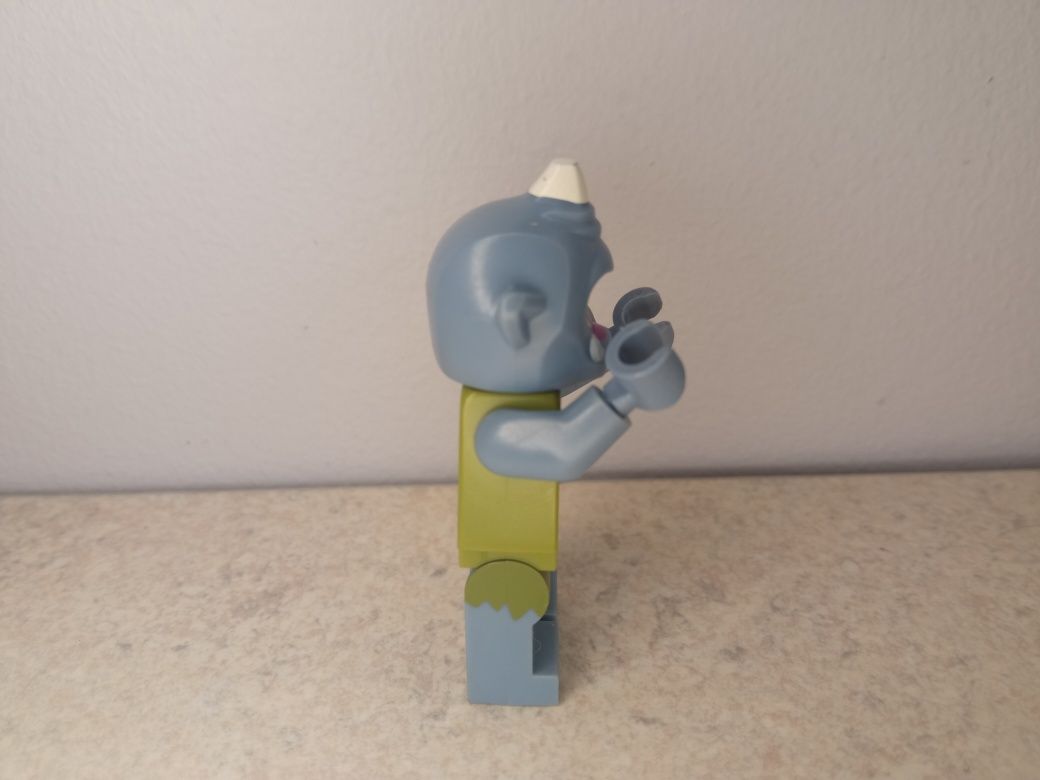 LEGO Minifigures - seria 13 - Lady Cyclops - col209