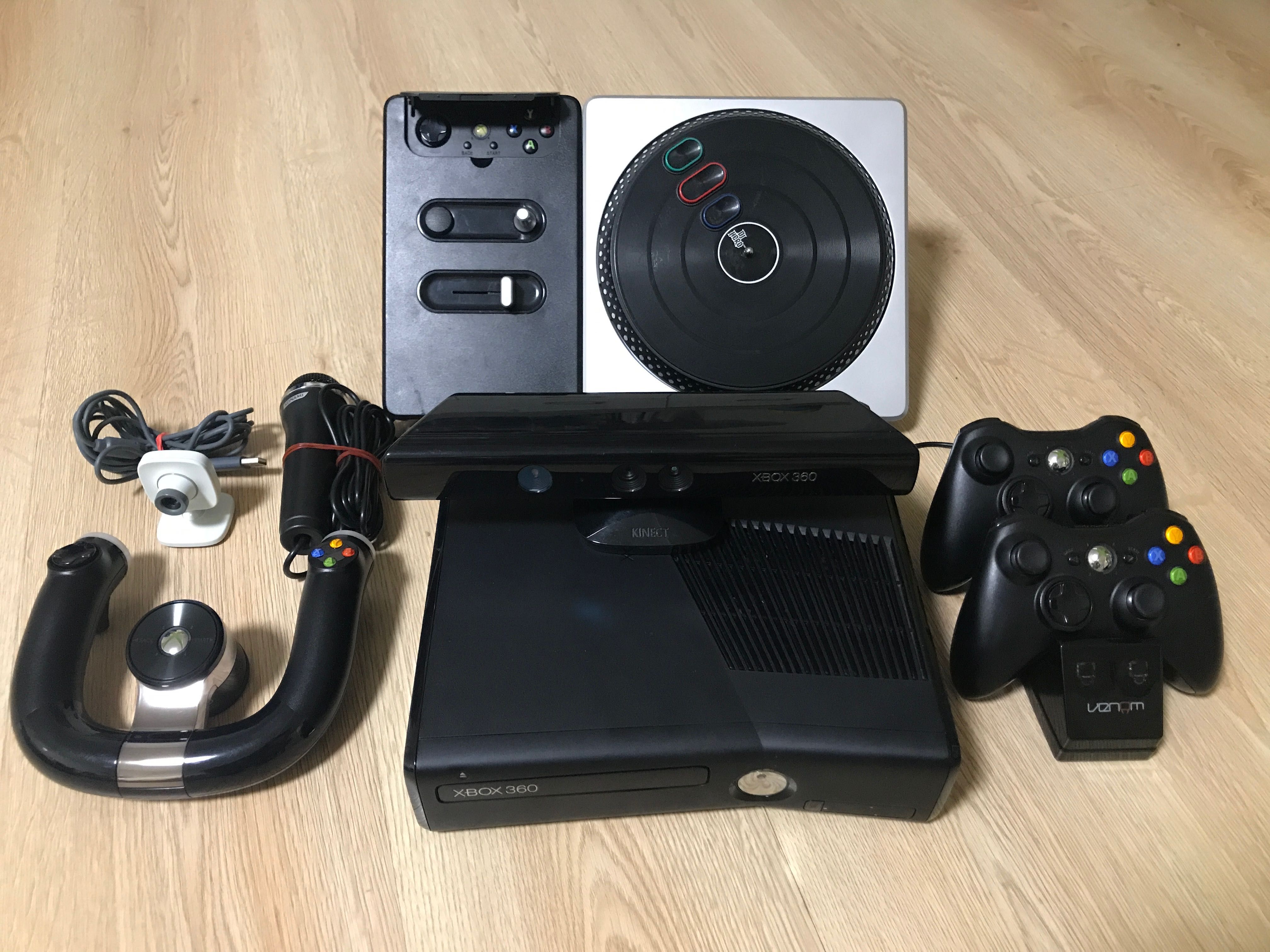 Xbox 360 і аксесуари. Ціна за все разом