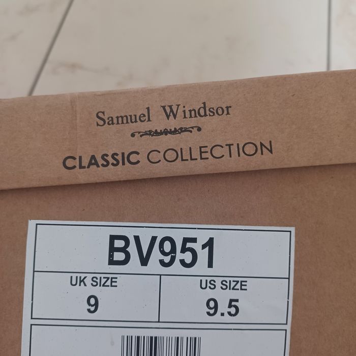 Kapcie SAMUEL WINDSOR eleganckie lekkie nowe 43/28 cm