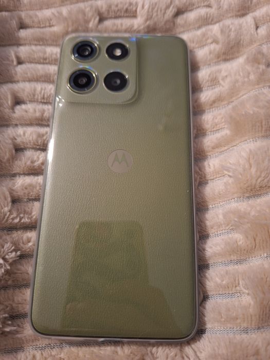 MOTOROLA Moto G15 8/128GB 6.72" Oliwkowy