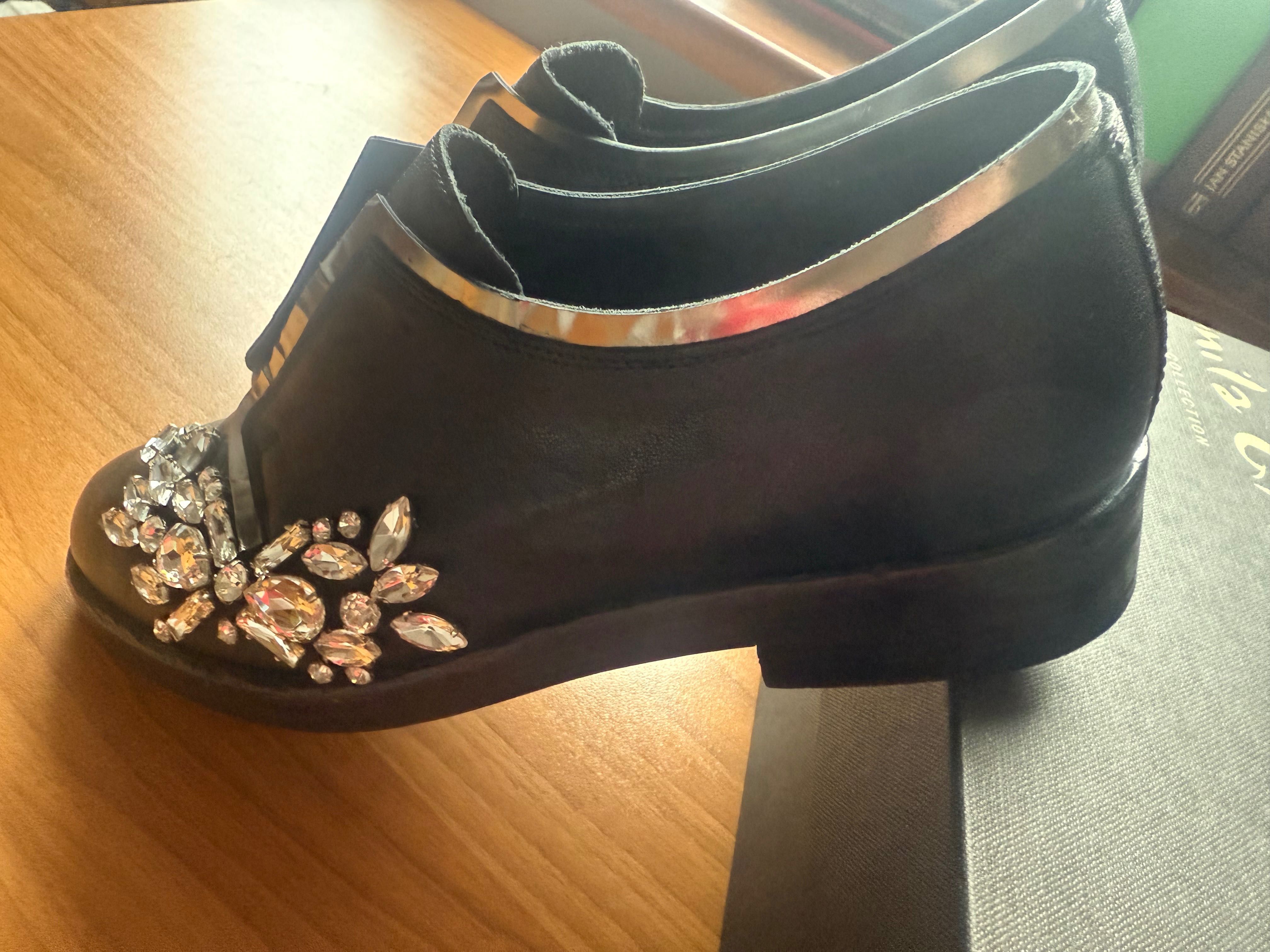 Czarne eleganckie buty Manila Grace