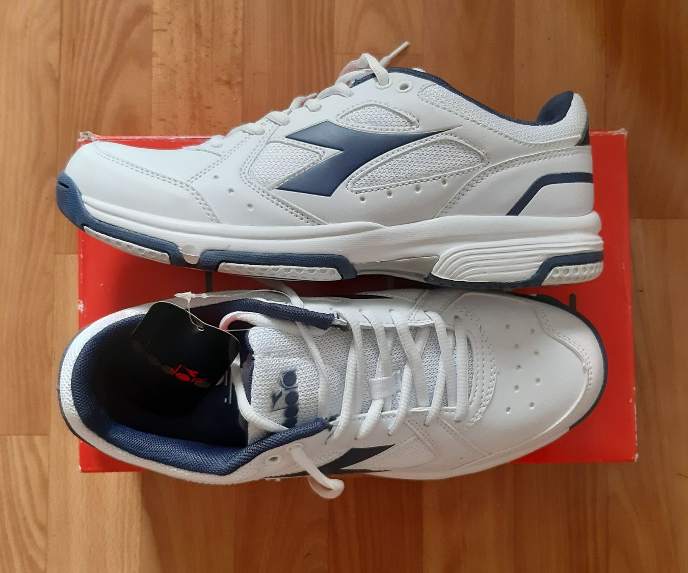 Кросівки чоловічи  Diadora . З Италії . Р - 42.5