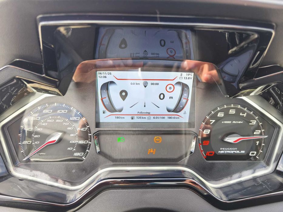 Peugeot Metropolis 400SW carta B