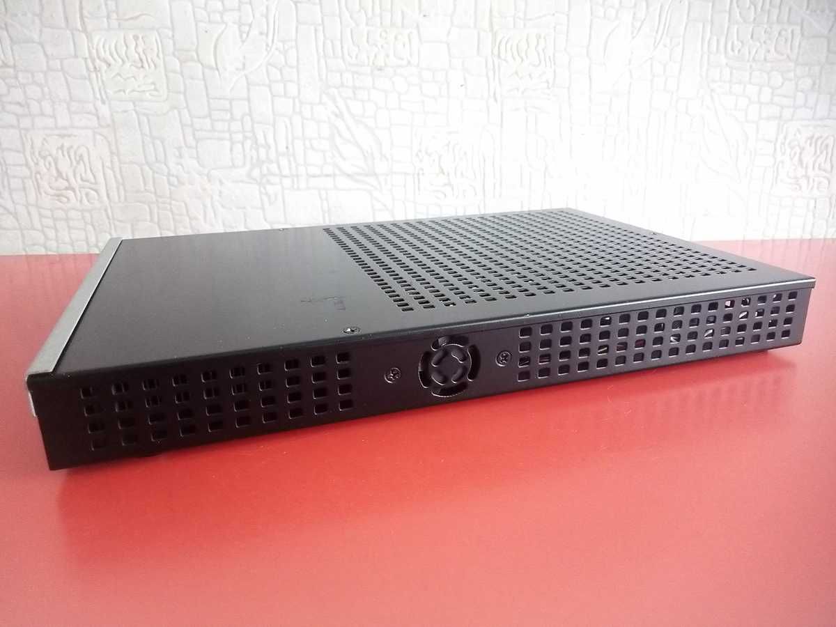 OneLan Thin Mini-ITX