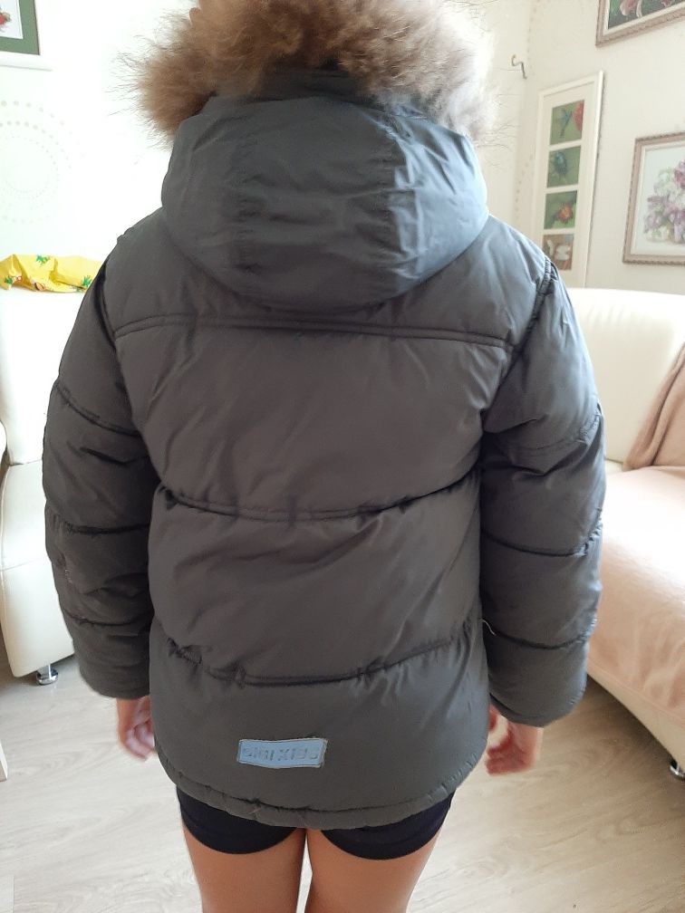 Куртка зимняя рост 116 см.  Новая.