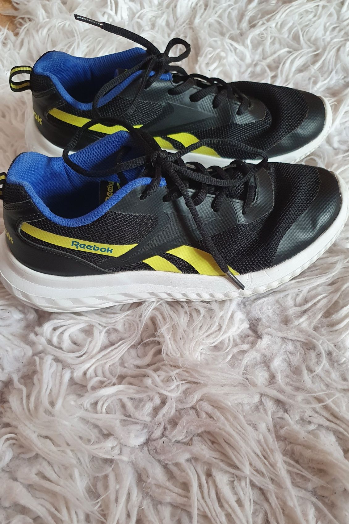 Buty sportowe Reebok dla chłopca rozm. 38