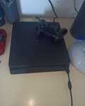 PlayStation 4 novinha em folha