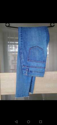 Jasne jeansy skinny