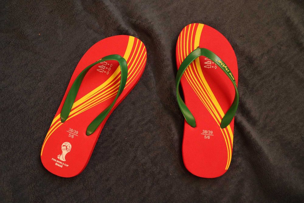 шльопки в'єтнамки