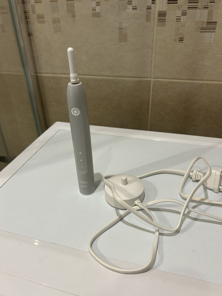 Szczoteczka pulsonic oral b