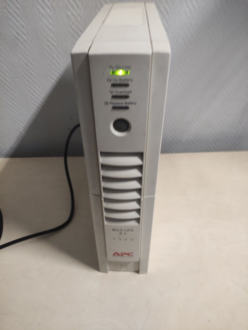 ДБЖ APS Back-UPS RS 1500.