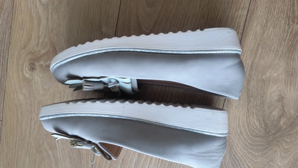 Mokasyny 40 , jak nowe