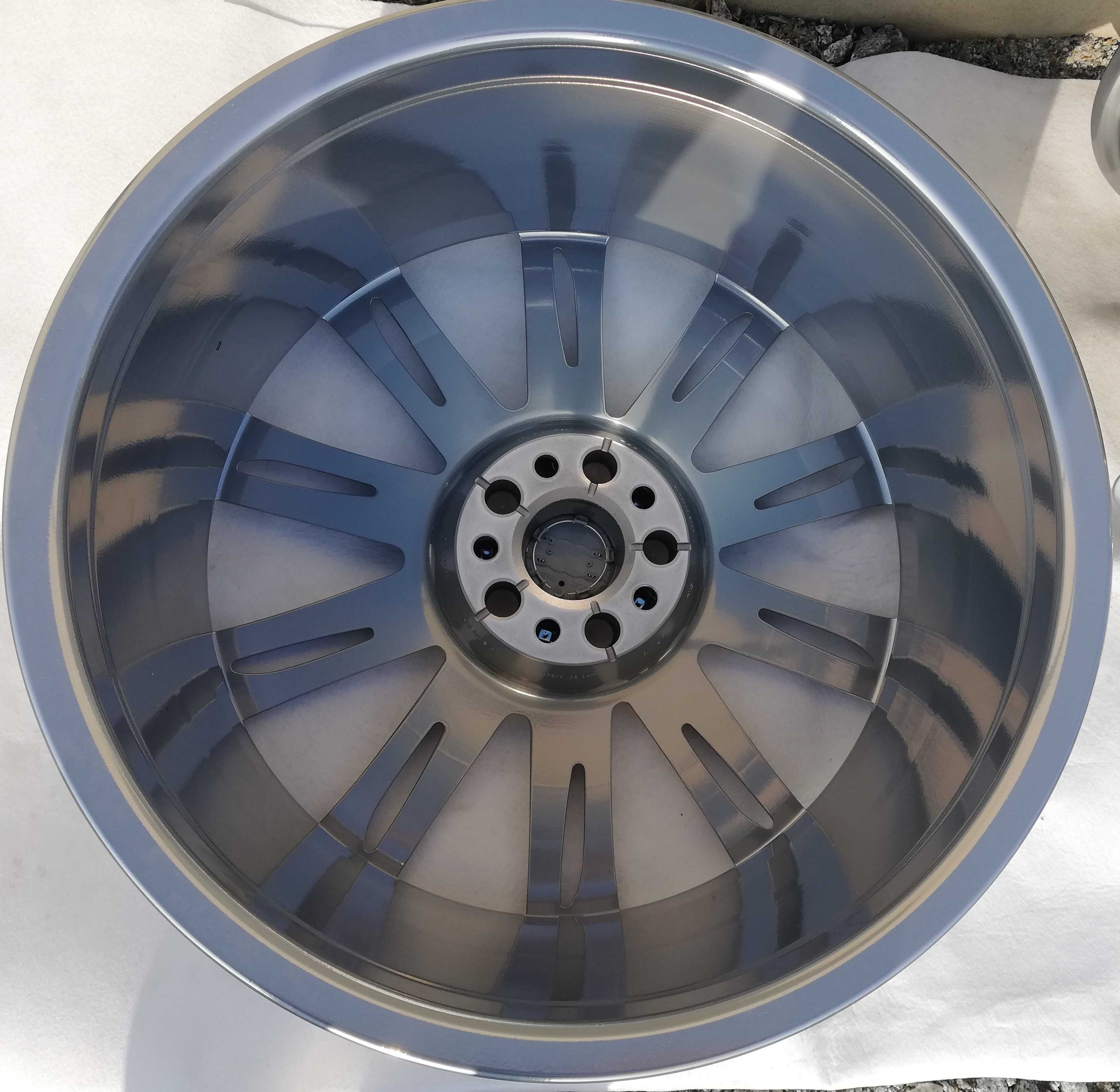 Felgi AUDI 9"x20H2 ET37 A8, A6, Q5