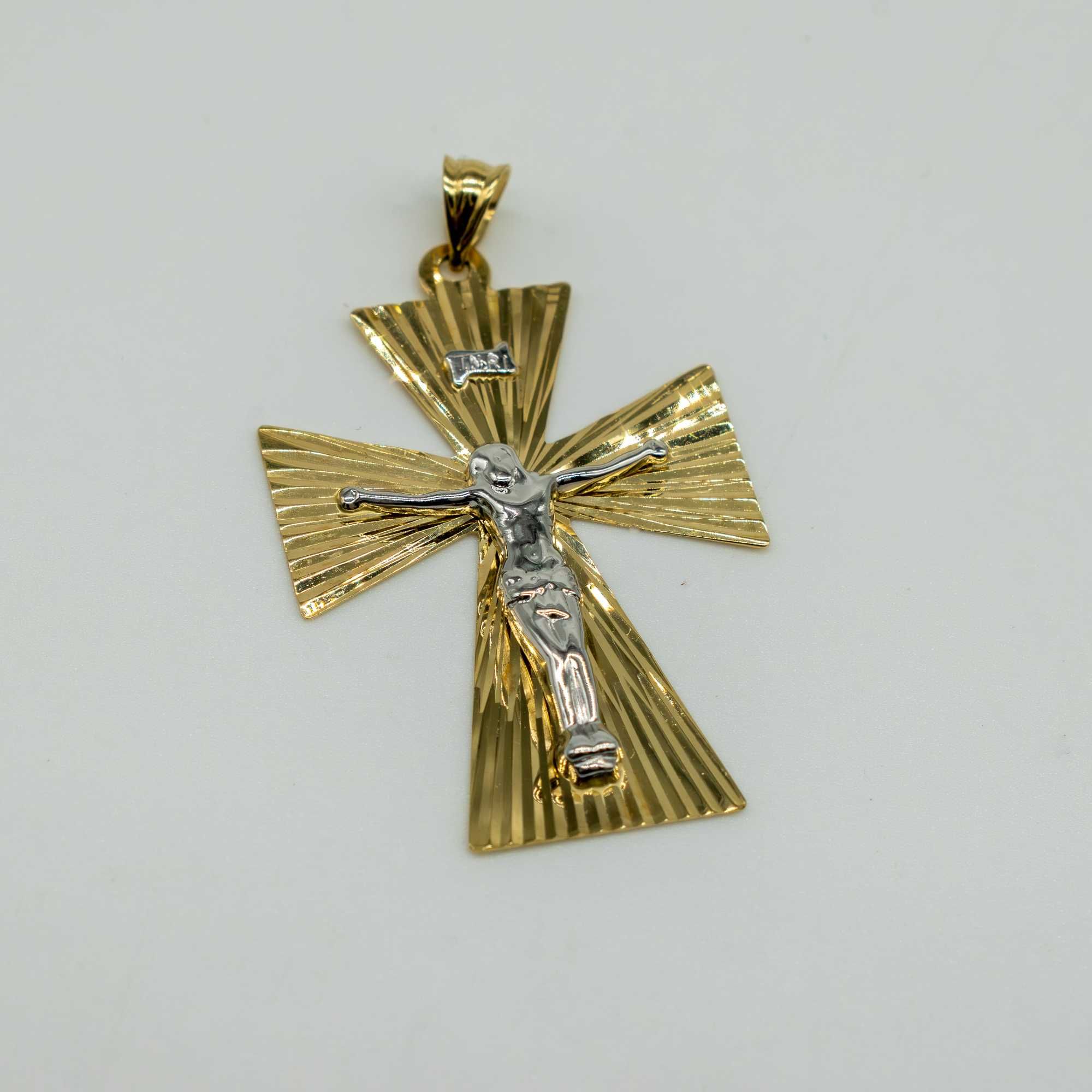 złota zawieszka 585 2,16gram 4cm KRZYŻ krzyżyk NOWY WYSYŁKA GRATIS