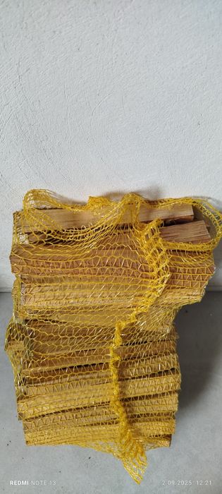 Drzewo czereśniowe do wędzenia lub grilla .