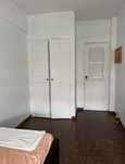 Quarto em linda a velha,para mais informação contactar.