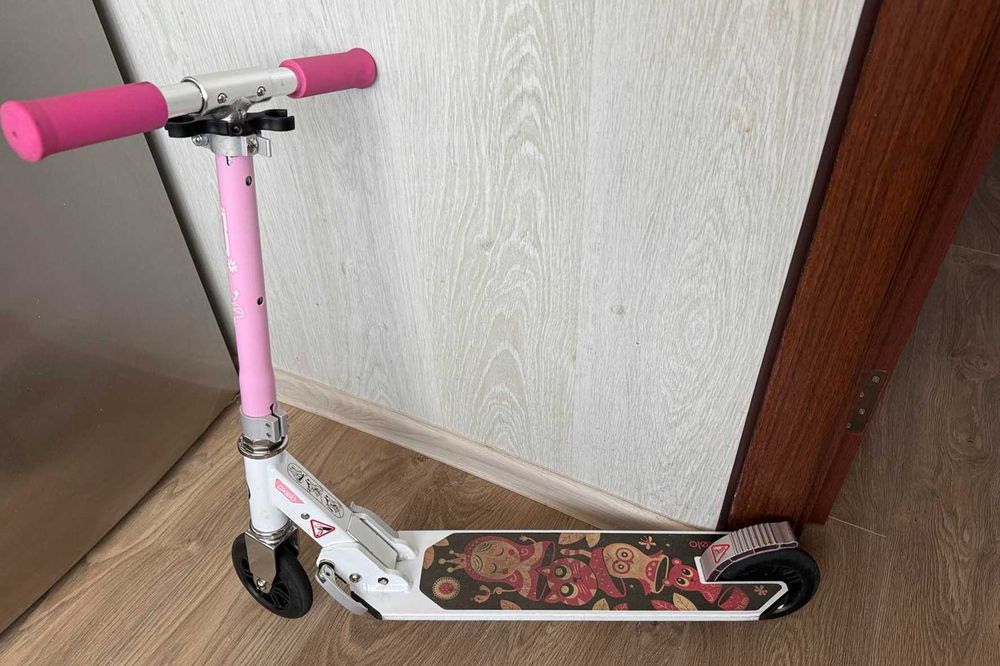 продам самокат для девочки