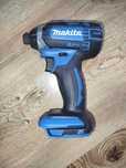 Zakretarka udarowa Makita DTD 152 LXT 18V body