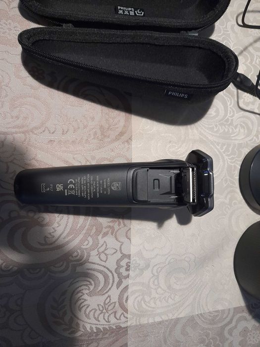 Golarka na mokro i sucho Philips S9974 Series s9000.