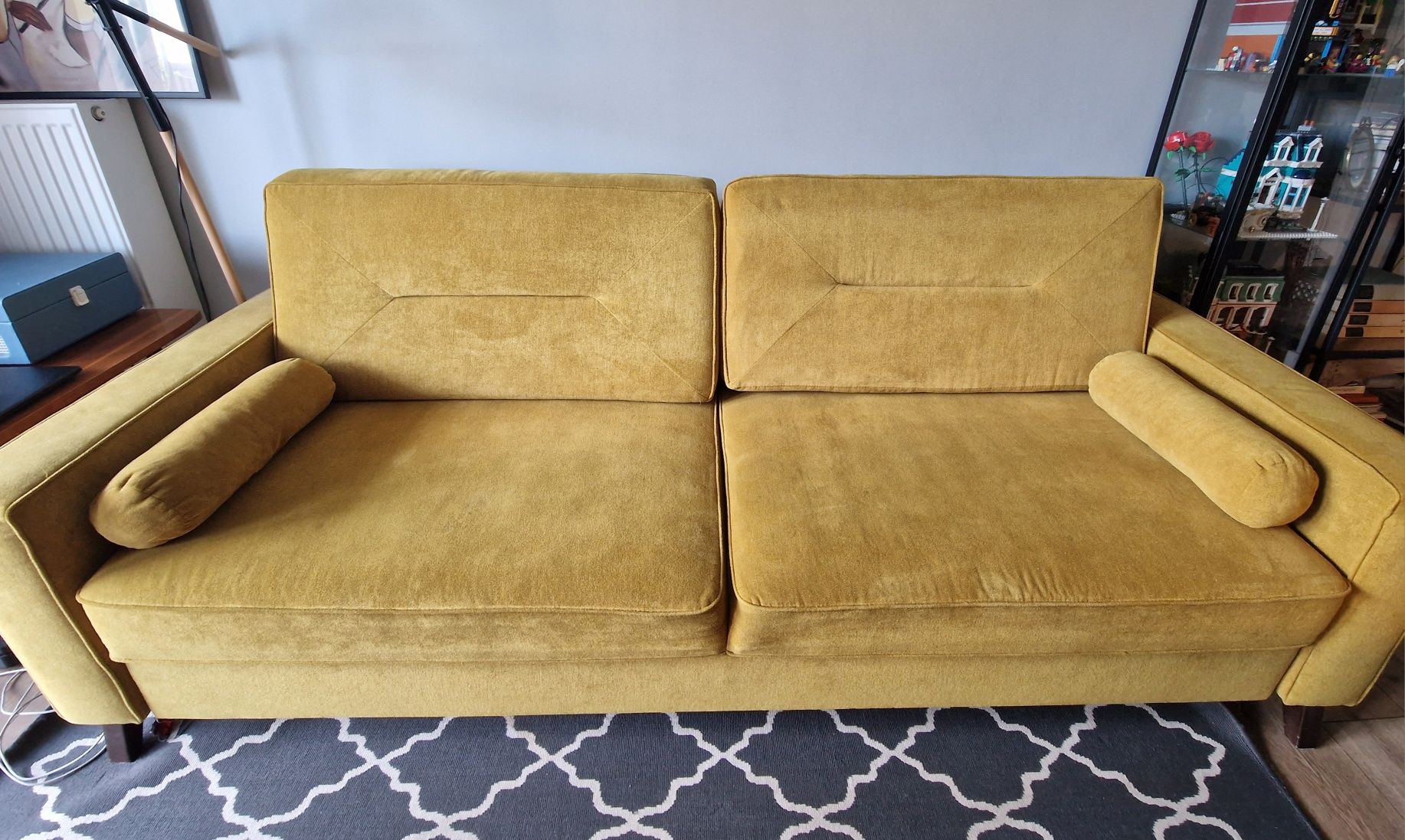 Sofa żółta z funkcją spania