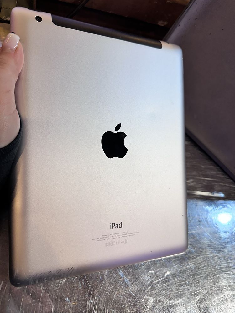 Ipad в хорошем состояние 128 gb