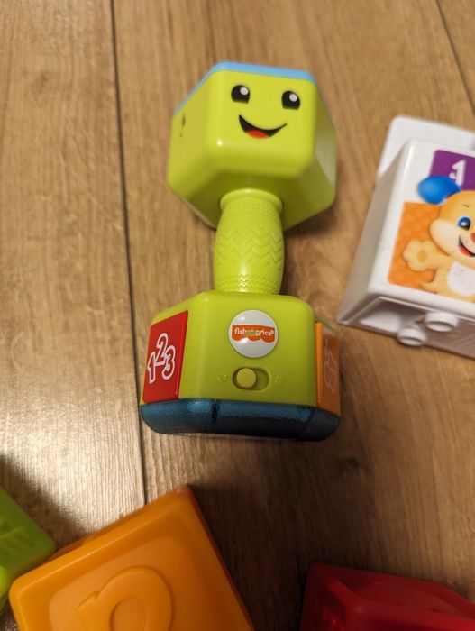 Zestaw zabawek dla dziecka do roczku niemowlęcych