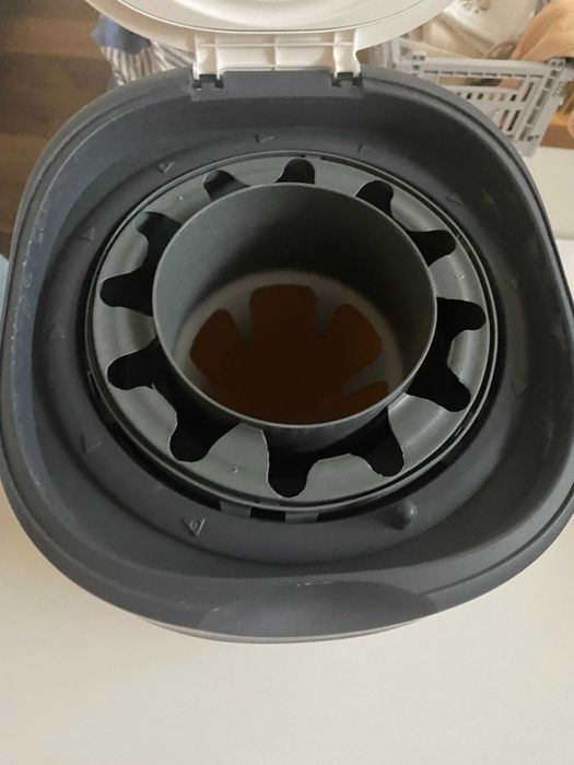 Pojemnik na pieluchy firmy Tommee Tippee